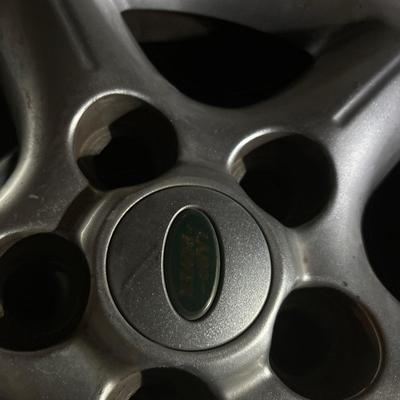 255/65/16 Tires & wheels