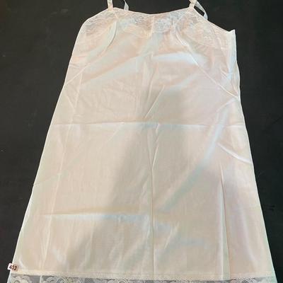 Vintage slip