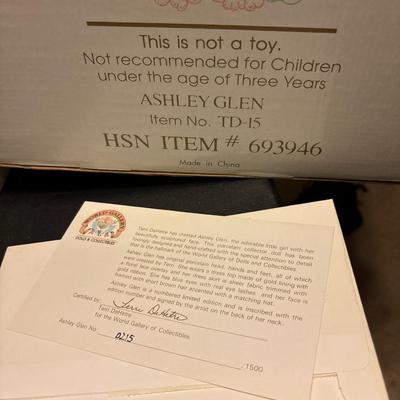 World, Gallery dolls, and collectibles Ashley Glenn doll