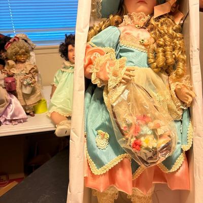 Cathy doll by William Tung
