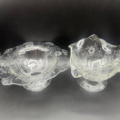 Vintage Indiana Glass Double Fleur de Lis (2)