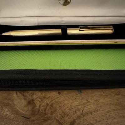 Executive pen in case