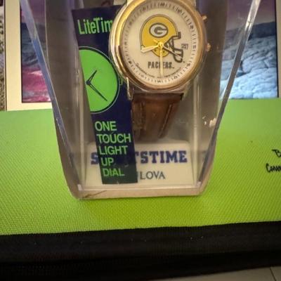 Bulova NOS NFL Green Bay Watch