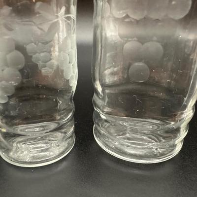 Vintage Etched Grape Clusters Glass Set (28)