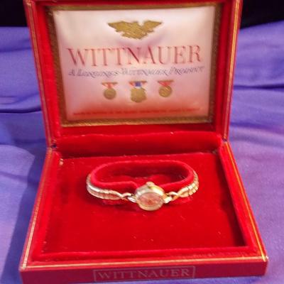 Vintage Women’s Wittnauer 10 KT RPG Bezel Watch