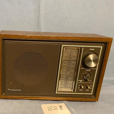 Vintage Panasonic Radio