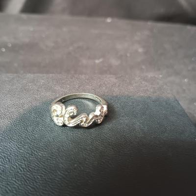 THE ELVIS COLLECTION RING BY LOWELL HAYS SIZE 8 1/2