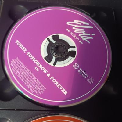 ELVIS MUSIC ON 4 CD'S AND A PAMPHLET
