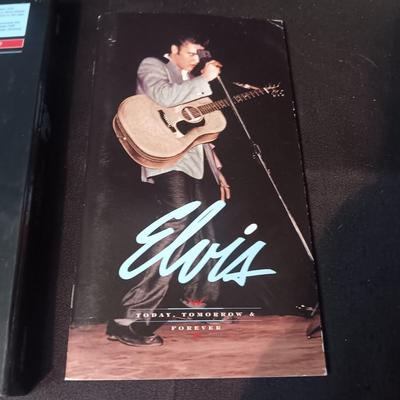 ELVIS MUSIC ON 4 CD'S AND A PAMPHLET