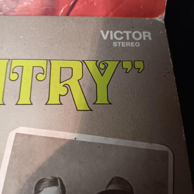 ELVIS VINYL RECORD FOR FANS ONLY & "ELVIS COUNTRY"