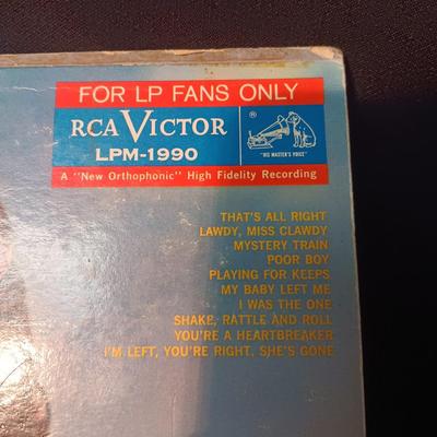 ELVIS VINYL RECORD FOR FANS ONLY & "ELVIS COUNTRY"