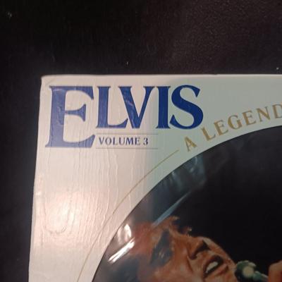 ELVIS "A LEGENDARY PERFORMER" LIMITED EDITION PICTURE DISC