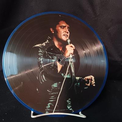 ELVIS "A LEGENDARY PERFORMER" LIMITED EDITION PICTURE DISC