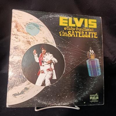 ELVIS "ALOHA FROM HAWAII VIA SATELLITE" VINYL RECORDS