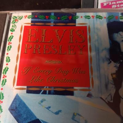 3 ELVIS CD'S