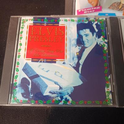 3 ELVIS CD'S