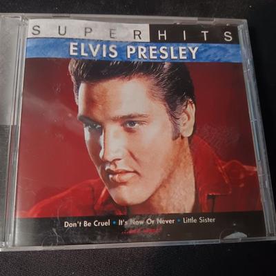 3 ELVIS CD'S
