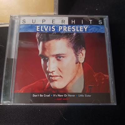 3 ELVIS CD'S