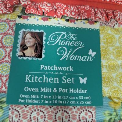 Pioneer Woman Kitchen Sets