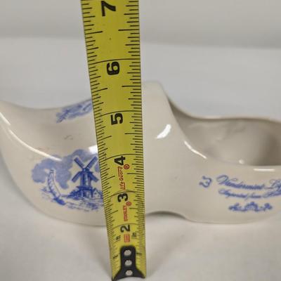 Vandermint Liqueur Flying Dutchman Ceramic Shoe Bar Display