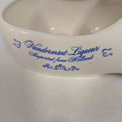 Vandermint Liqueur Flying Dutchman Ceramic Shoe Bar Display