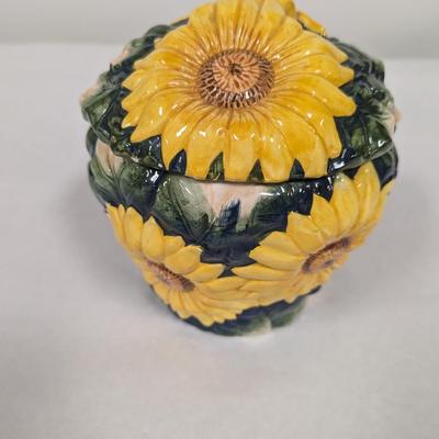 Vintage Sunflower Cookie Jar World Bazaars