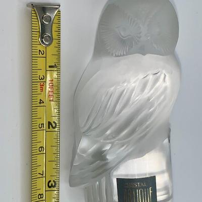 Lalique Frosted Owl Figurine/Paperweight