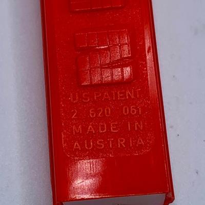 Vintage 2.6 No Feet PEZ - Indian Chief With Headdress