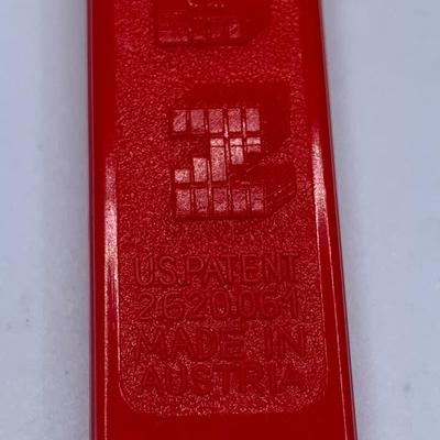 Vintage 2.6 No Feet PEZ Santa