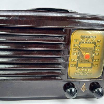 Emerson Vintage Tube Bakelite Antique Radio 518 with tubes intact