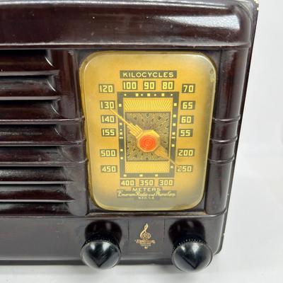 Emerson Vintage Tube Bakelite Antique Radio 518 with tubes intact