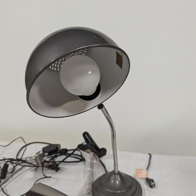 Desk Lamps 2 Attach To The Desk