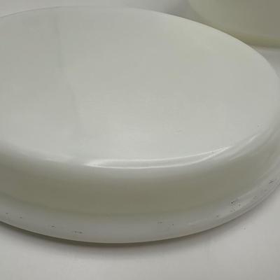 ANCHOR HOCKING Fire King Meadow Green Casserole Dish