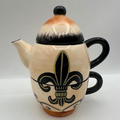 HOLLYWOOD Casino Fleur Di Lis Dish Ware