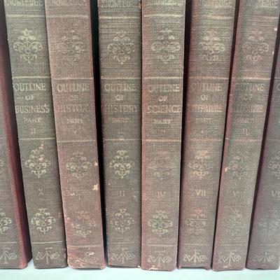 Funk & Wagnalls World's Essential Knowledge Books