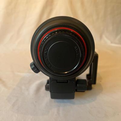 HD Pentax-D FA 1:2.8 70-200mm Camera Lens (GB-MG)