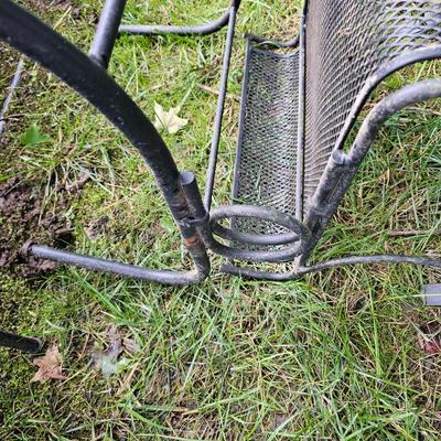 Pair of Black Wire Mesh Chairs (Y-JS)