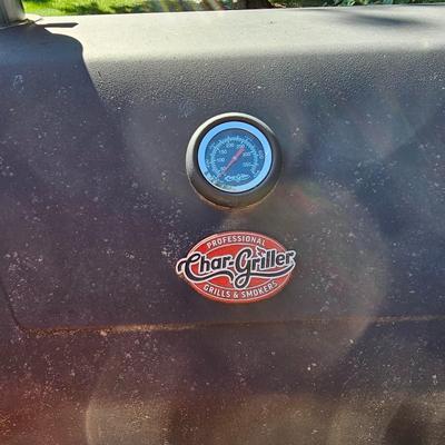 Professional Chargriller Grill, Smoker & More (Y-JS)