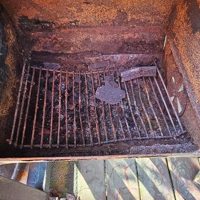 Professional Chargriller Grill, Smoker & More (Y-JS)