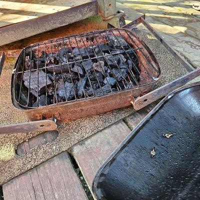 Professional Chargriller Grill, Smoker & More (Y-JS)