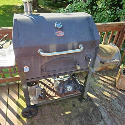 Professional Chargriller Grill, Smoker & More (Y-JS)