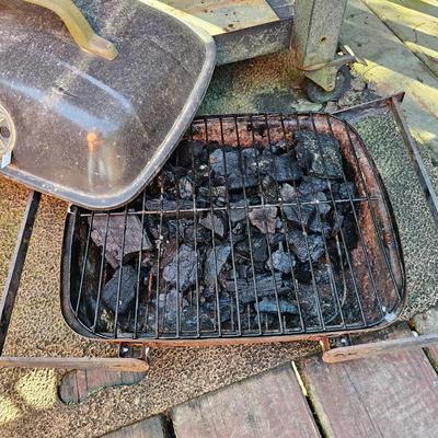 Professional Chargriller Grill, Smoker & More (Y-JS)