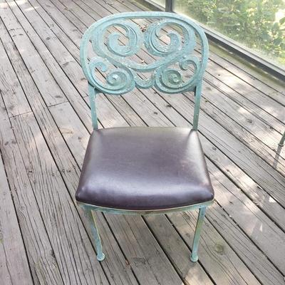 Metal and Glass Top Outdoor Table and Chairs (KD-KD)