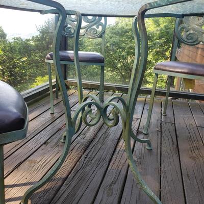 Metal and Glass Top Outdoor Table and Chairs (KD-KD)