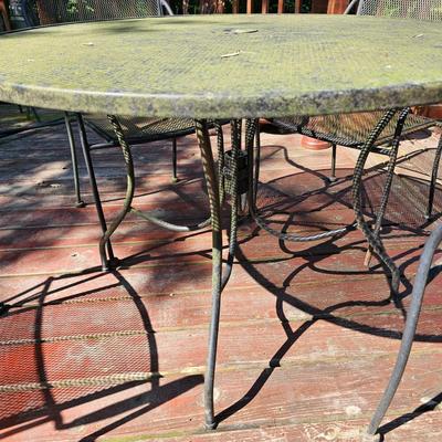 Metal Mesh Patio Table + Five Chairs (Y-JS)