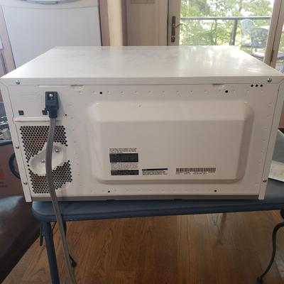 Sharp Carousel Microwave (K-KD)