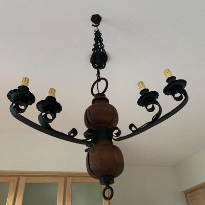 Wooden and Metal Chandelier (K-KD)