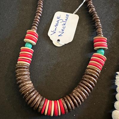 Vintage shell and wooden necklace lot