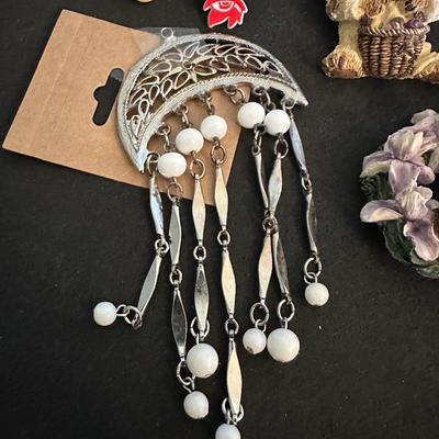 Miscellaneous jewelry lot #3 Half moon