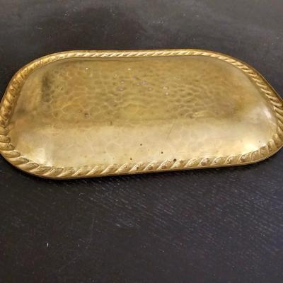Assorted Brass/Bronze Items (LR-JS)